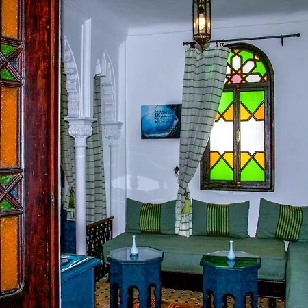 Dar Tinjâa Acomodação com café da manhã Tânger Exterior foto