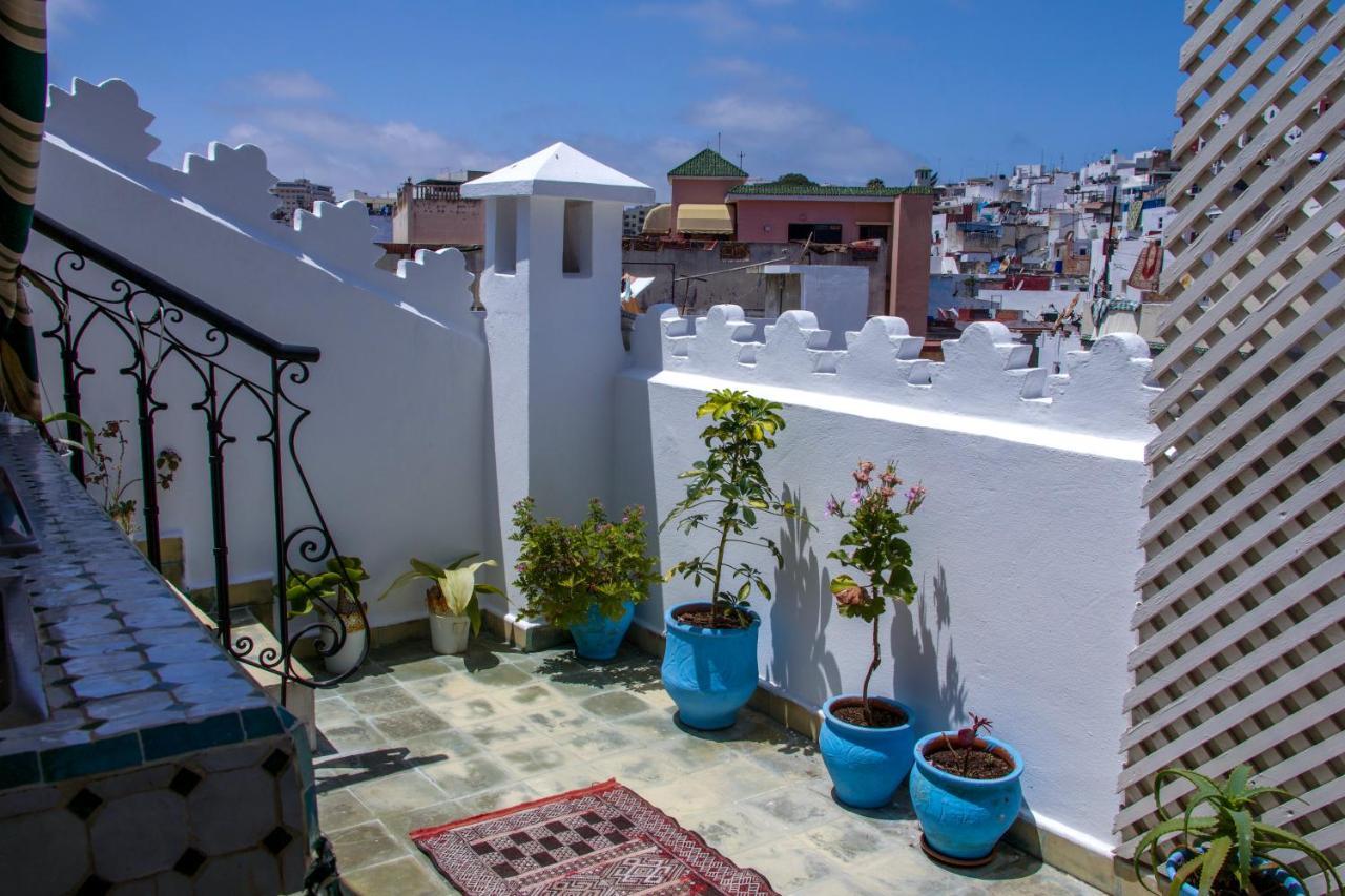 Dar Tin Jaa Tanger